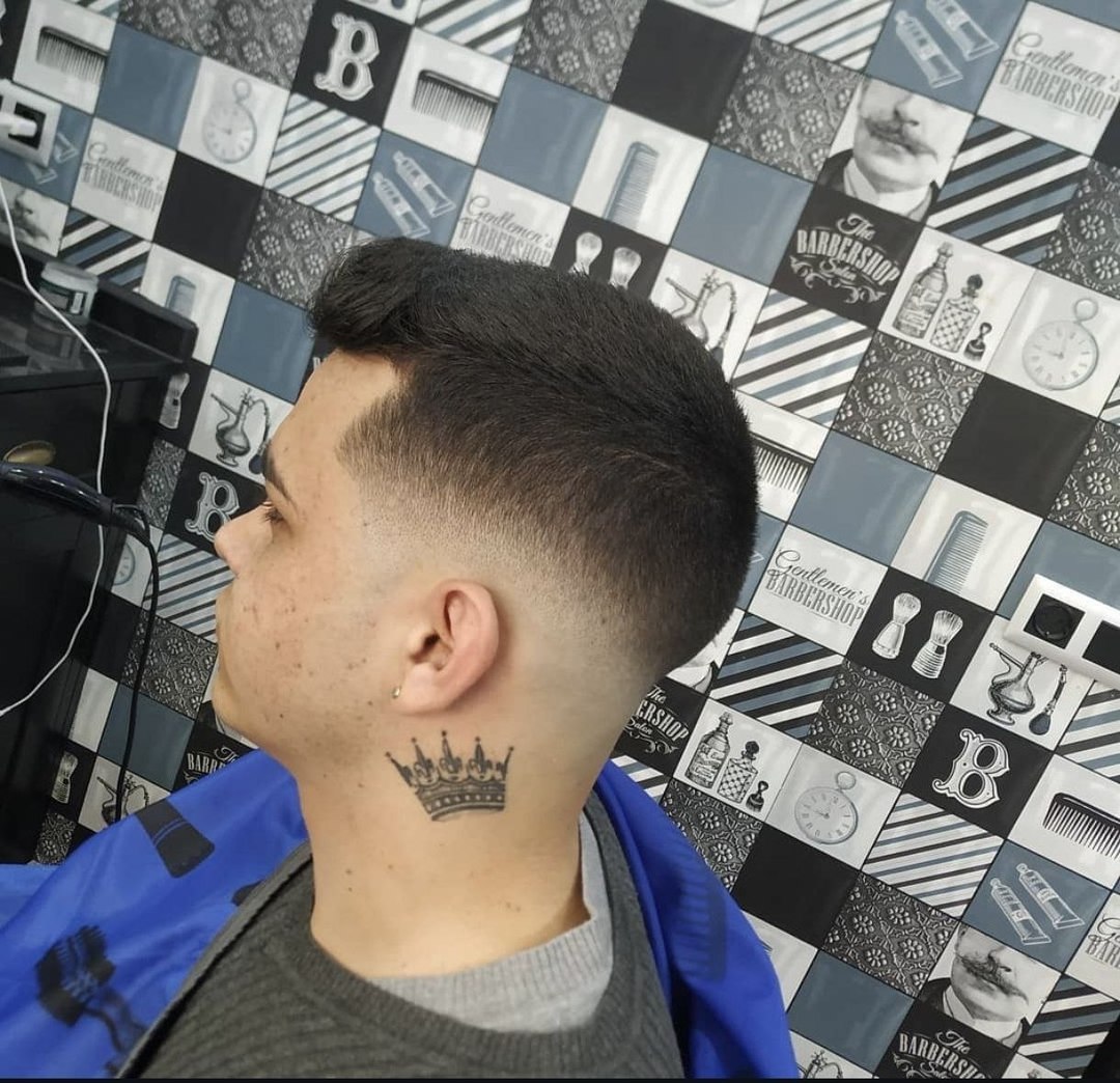 Corte con diseño y fade